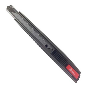 AVERY TAGLIERINO METAL